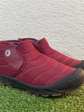 F-Logo Slip On Snow Boots Women Size 9 Fur Quilted Ankle Red Waterproof Outdoor